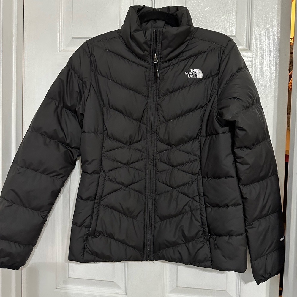 Women’s the north face puffer jacket